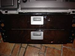 Бардачок. BMW 7-Series, E65, E66 Двигатели: N52B30, N73B60, N62B48, N62B36, M57D30TU2, M67D44, N62B40, M54B30, N62B44