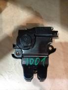 Замок багажника. Toyota Avensis, ADT250, ADT251, AZT250, AZT250L, AZT250W, AZT251, AZT251L, AZT251W, AZT255, AZT255W, CDT250, ZZT250, ZZT251, ZZT251L...