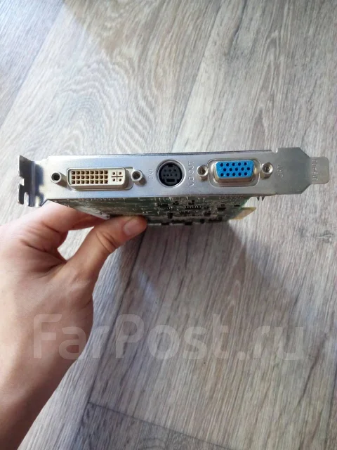 Radeon 9600 ����