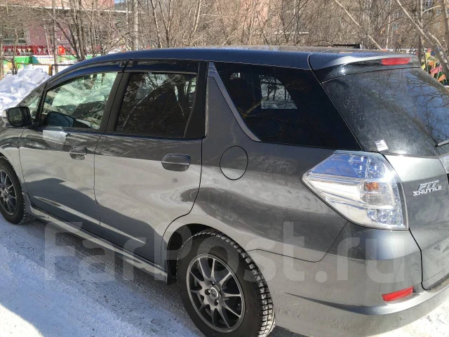 Honda Fit Shuttle. ��������, ��������, 1.3 (88��.�.), ������, 65 000����. �� ����