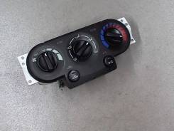 Переключатель отопителя (печки) Mazda Tribute 2001-2007