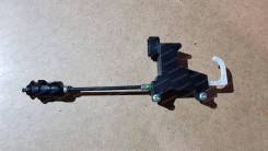 Замок лючка бензобака. Honda Legend, KB1, KB2 Двигатели: J35A8, J37A2, J37A3, J35A, J37A