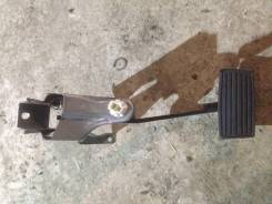 Концевик под педаль тормоза. Honda Odyssey, RA6, RA7, RA8 Двигатели: F23A, F23A7, F23A8, F23A9, J30A
