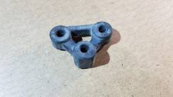 Крепление глушителя. Honda Elysion, RR5, RR6 Honda Accord Honda Legend, KB1, KB2 Honda Accord Tourer Двигатели: J35A, K24Z3, N22B1, N22B2, R20A3, J35A...