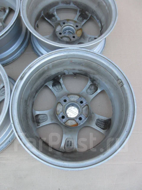 Violento. 6.0x15", 4x100, ET43 ����