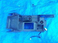 Консоль кпп. Mitsubishi Pajero, V23W, V24W, V24WG, V25C, V25W, V26W, V26WG, V43W, V44W, V44WG, V45W, V46V, V46W, V46WG Mitsubishi Montero, V23W, V25W...