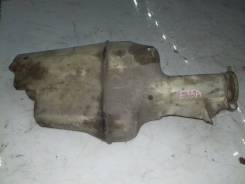 Бачок стеклоомывателя. Mitsubishi Galant, E31A, E32A, E33A, E34A, E35A, E37A, E38A, E39A, E32AR, E34AR Mitsubishi Eterna, E32A, E33A, E34A, E35A, E37A...