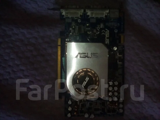 GeForce GT 220 ����