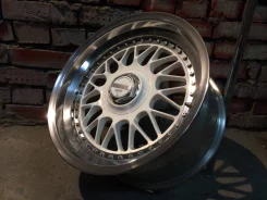 Desmond Promoda. 8.0/9.0x17", 4x114.3, 5x114.3, ET30/30, �� 73���. ����