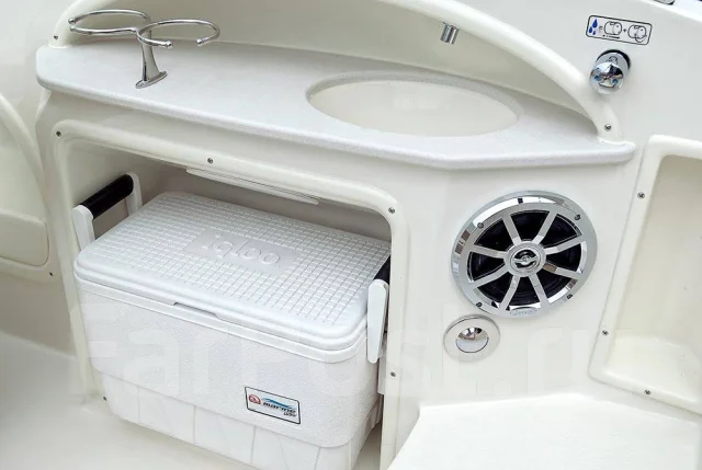 Stingray. 2015 ���, ����� 6,7��., ��������� ������������, 270��.�., ������. ��� ����� �� ���������� ����