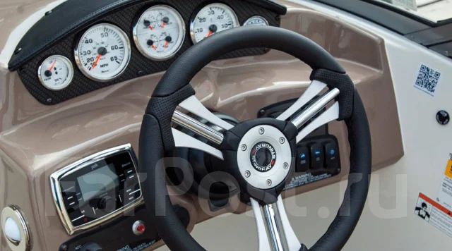 Stingray. 2014 ���, ����� 6,3��., ��������� ���������, 225��.�., ������. ��� ����� �� ���������� ����