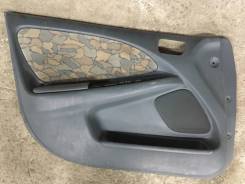 Обшивка двери. Toyota Avensis, AT220L, AZT220L, AZT251, ST220L, ZZT220L, ZZT221L Двигатели: 1AZFSE, 1ZZFE, 2AZFSE, 3SFE, 3ZZFE, 4AFE