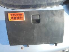 Бардачок. Nissan Presea, HR10, PR10, R10 Nissan Sunny, B13, EB13, FB13, FNB13, HB13, HNB13, SB13, SNB13 Двигатели: GA15DS, SR18DE, SR18DI, SR20D, CD17...