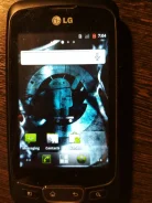 LG Optimus One. �/�