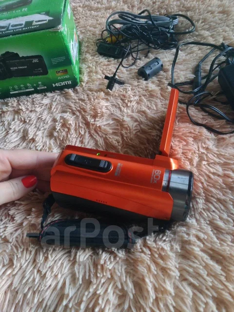 JVC Everio GZ-R415 ����
