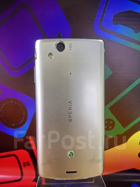 Sony Ericsson Xperia arc. �/� ����
