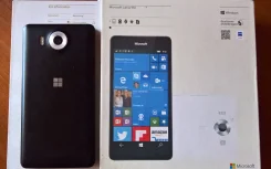 Microsoft Lumia 950. �/�