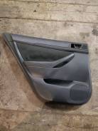 Обшивка двери. Toyota Avensis, AZT250, AZT250L, AZT250W, AZT255, AZT255W Двигатель 1AZFSE