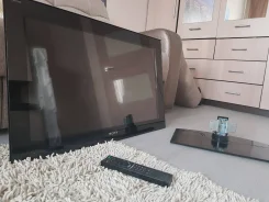 Sony KLV-32NX400. LCD (��) ����