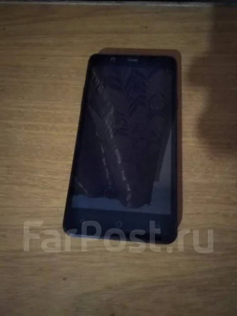 DEXP Ixion ES 4.5. �/� ����