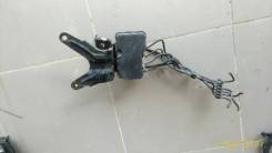 Блок abs. Toyota Noah, ZRR70, ZRR70G, ZRR70W, ZRR75G, ZRR75W Двигатели: 3ZRFAE, 3ZRFE