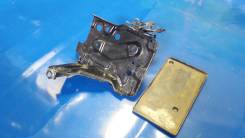Кронштейн под аккумулятор. Toyota: Yaris, Ractis, ist, Vios, Vitz, Belta Двигатели: 1KRFE, 1NZFE, 2NZFE, 2ZRFE, 2SZFE, 1NRFE