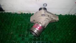 Корпус термостата. Nissan: Maxima, Presage, Elgrand, 370Z, Cedric, Skyline, Fairlady Z, Bassara, Leopard, Stagea, Fuga, Cefiro, Gloria Infiniti: M25...