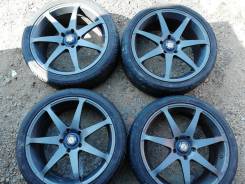 RAYS Versus. x18, 5x114.30