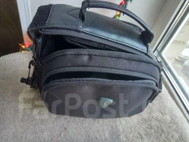 Fujifilm FinePix S4000. 10 - 14.9 ��, ���: 14� � ����� ����