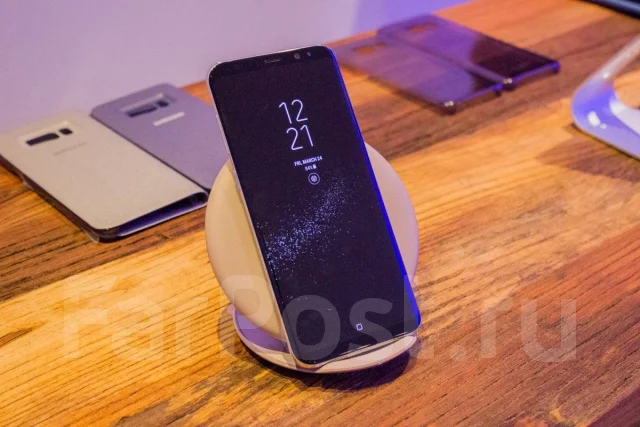Samsung Galaxy S8. �/� ����