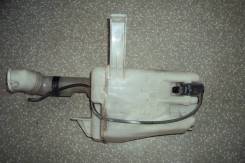 Бачок стеклоомывателя. Mitsubishi Legnum Mitsubishi Galant, EA1A, EA2A, EA3A, EA4A, EA5A, EA6A, EA7A, EC1A, EC3A, EC5A, EC7A Mitsubishi Aspire, EA1A...