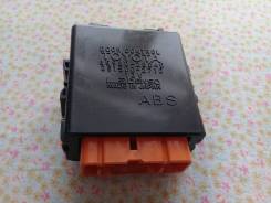 Блок управления дверями. Toyota Lite Ace, CR22, CR22G, CR31, CR31G, YR21, YR21G, YR30, YR30G Toyota Town Ace, CR22, CR22G, CR31, CR31G, YR21, YR21G, Y...