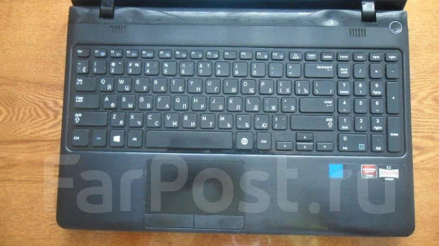 Samsung 355E5C. 15.6", 1,7����, ��� 4 ��, ���� 320���, WiFi: 1, Bluetooth: 1, ����������� �� 1��. ����