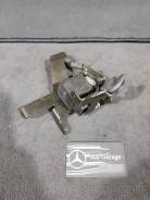 Концевик под педаль тормоза. Mercedes-Benz: S-Class, G-Class, CLK-Class, M-Class, V-Class, SLK-Class, E-Class, SL-Class, C-Class, A-Class Двигатели: M...