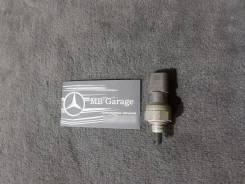 Датчик давления фреона. Mercedes-Benz G-Class, W463 Mercedes-Benz M-Class, W163 Mercedes-Benz E-Class, S211, W211 Двигатели: M112E32, M113E50, M113E55...