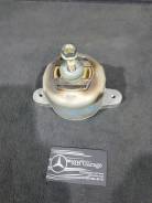 Подушка коробки передач. Audi A8, 4E2, 4E8 Audi S8, 4E2, 4E8 Двигатели: ASB, ASE, ASN, BBJ, BDX, BFL, BFM, BGK, BGN, BHT, BMC, BNG, BPK, BSB, BSM, BTE...