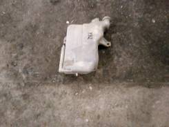 Расширительный бачок. Nissan Cedric, PY32, PAY32, PBY32 Двигатели: VG30DE, VG30DET, VG30E