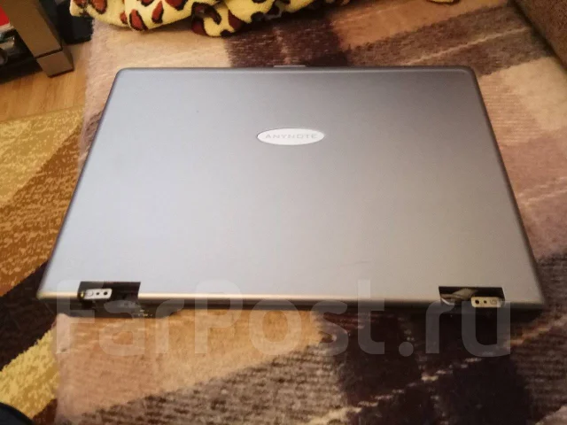 Hasee. 15.4", 2,4����, ��� 2048 ��, ���� 160���, WiFi: 1 ����