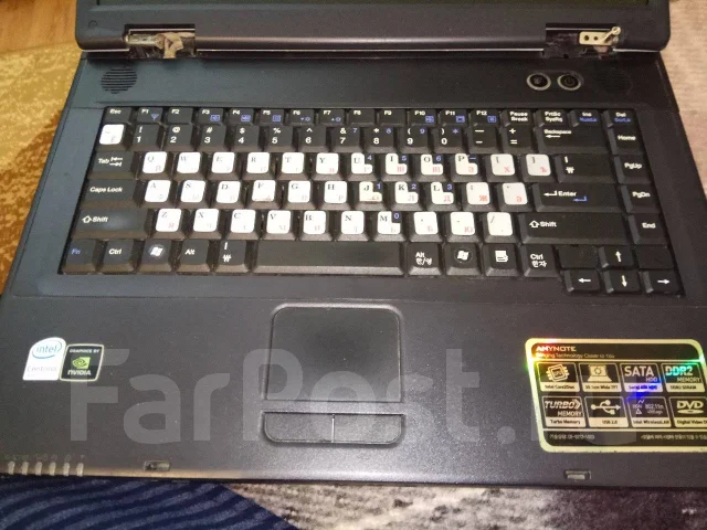 Hasee. 15.4", 2,4����, ��� 2048 ��, ���� 160���, WiFi: 1 ����