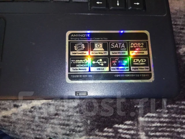 Hasee. 15.4", 2,4����, ��� 2048 ��, ���� 160���, WiFi: 1 ����