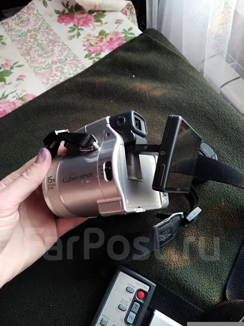 Sony Cyber-shot DSC-H9. 8 - 8.9 ��, ���: 14� � ����� ����