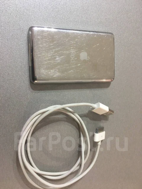 Apple iPod classic. ����