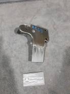 Замок капота. Audi A8, 4E2, 4E8 Audi S8, 4E2, 4E8 Двигатели: ASB, ASE, ASN, BBJ, BDX, BFL, BFM, BGK, BGN, BHT, BMC, BNG, BPK, BSB, BSM, BTE, BVJ, BVN
