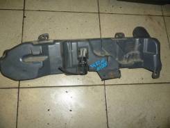 Бачок стеклоомывателя. Mazda Bongo, SK82M Двигатель F8E