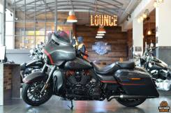 Harley-Davidson CVO Street Glide. 1 923 куб. см., исправен, птс, без пробега