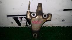 Кронштейн опоры двигателя. Infiniti I30, A32, CA33 Infiniti I35, CA33 Nissan Maxima, A32, A32B, A33B, CA33 Nissan Presage, HU30 Nissan Bassara, JHU30...