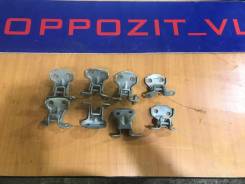 Крепление двери багажника. Subaru Forester, SF5, SF6, SF9 Двигатели: EJ20, EJ201, EJ202, EJ203, EJ204, EJ205, EJ20A, EJ20E, EJ20G, EJ20J, EJ25, EJ251...