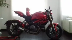 Ducati Monster 1100 Evo. 1 078����. ��., ��������, ���, � �������� ����