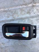 Ручка салона. Toyota Kluger V, ACU20, ACU20W, ACU25, ACU25W, MCU20, MCU20W, MCU25, MCU25W, MHU28, MHU28W, MCU28 Двигатели: 1MZFE, 2AZFE, 3MZFE