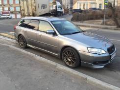 Subaru Legacy. С водителем